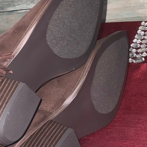 Pointed Toe Bootie - Picture 7 of 8